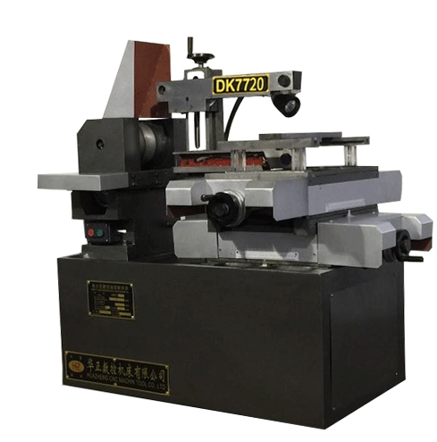 ����˿���и����